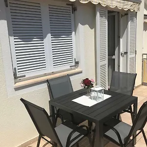 https://apartments-trogir.splithotels.org